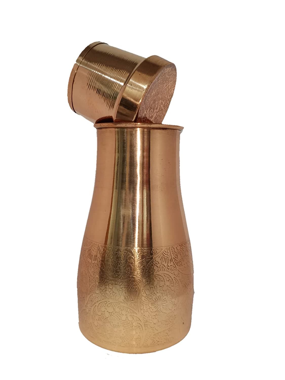 A high-quality copper bottle